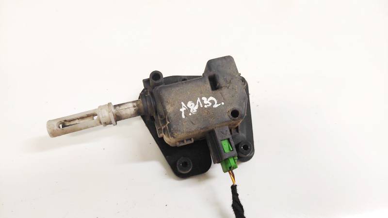 8E9827833 Audi A6 2001 Fuel Flap Motor
