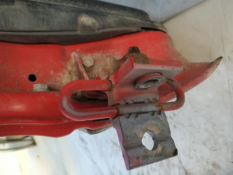 Audi 80 1992 Door Hinge - REAR - Thumbnail 3