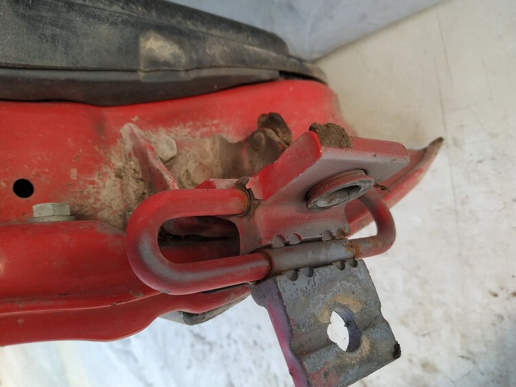 Audi 80 1992 Door Hinge - REAR - Thumbnail 2