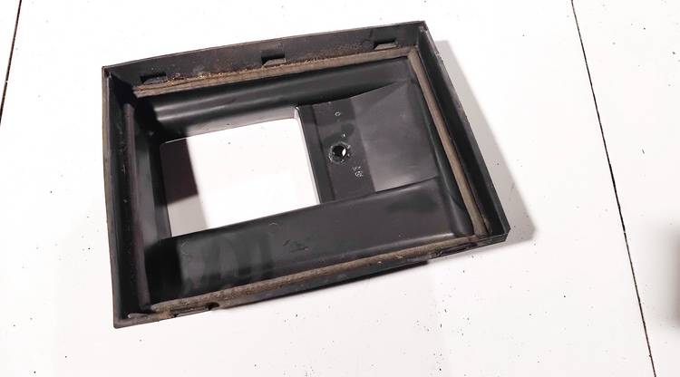 1J1819640B Volkswagen Golf 1999 Air Intake Panel