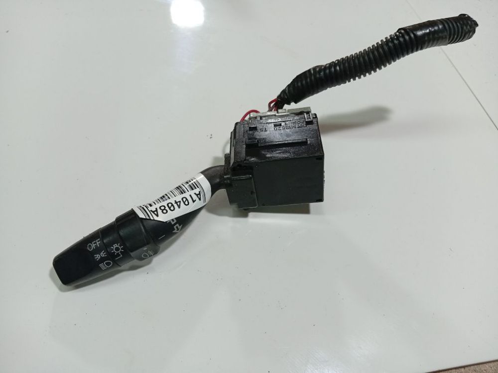 M18620 Honda CR-V 2003 Suuntavalojen ja valojen vipu