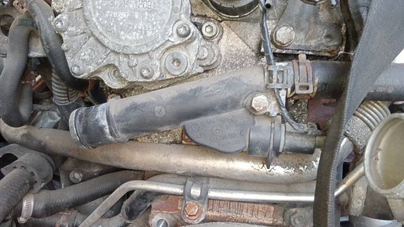 038121132G Volkswagen Passat 2007 Coolant Flange (Engine Coolant Thermostat Housing Cover) - Thumbnail 2