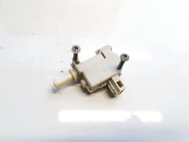 3C0810773 Volkswagen Passat 2007 Fuel Flap Motor