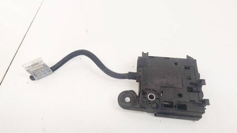 8K1971072 Audi A4 2011 Fuse box