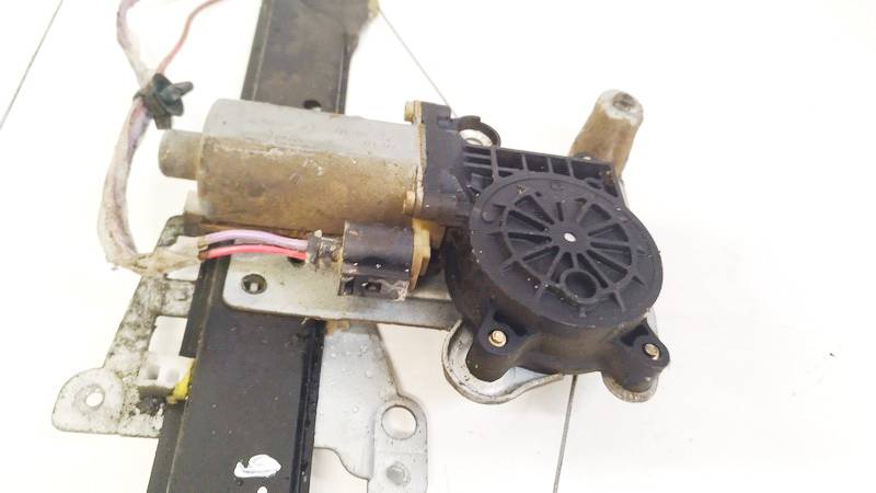 119971XXX Audi A3 2002 Durvju loga pacēlāja motors - AIZMUGURE PA KREISI