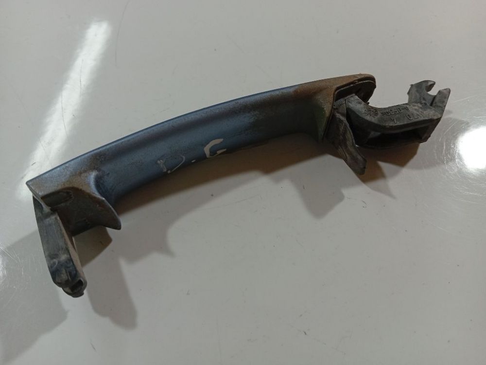 3B0837207 Volkswagen Passat 1997 Door Handle Exterior - REAR RIGHT - Thumbnail 2