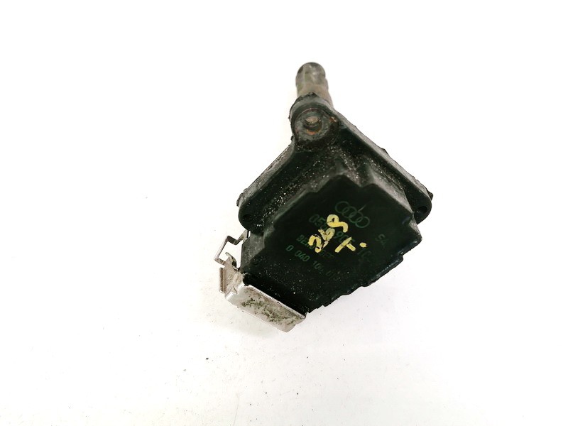 058905105 Volkswagen Passat 1998 Ignition Coil