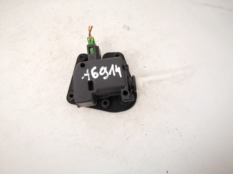 8E9827833 Audi A6 2002 Fuel Flap Motor