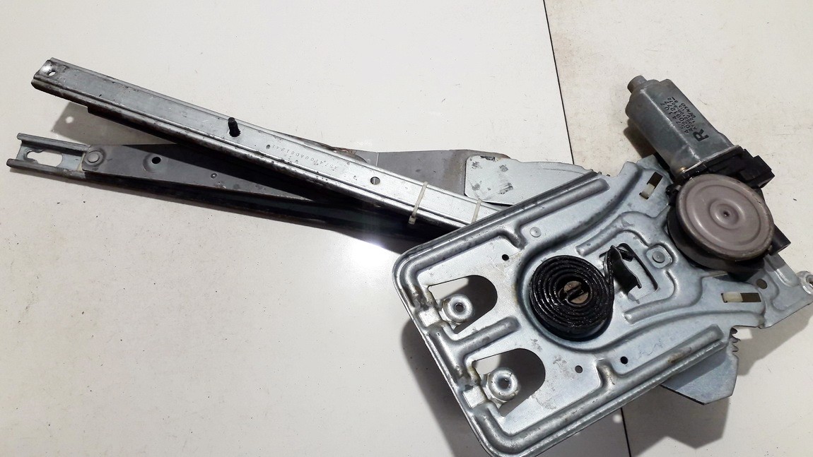 4574100AD Chrysler 300M 2000 Duru lango pakelejas G.D.