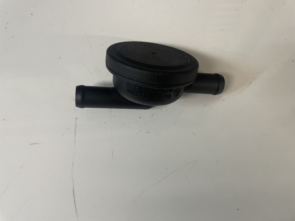 8200045745 3911171919 Vacuum pump Breather (PCV Engine Breather Valve
