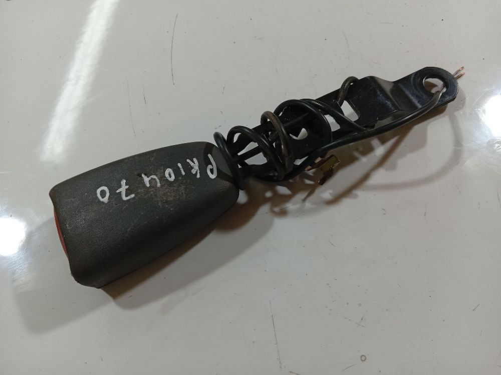 Volvo S60 2004 Zaczep pasa bezpieczeństwa - PRZEDNIE LEWE