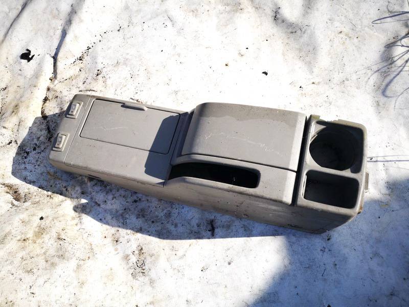 CC2964441 Mazda 5 2006 Seat Armrest