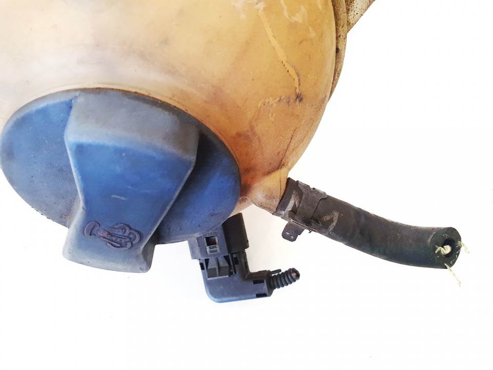 1j0121403 used Expansion Tank coolant (RADIATOR EXPANSION TANK BOTTLE