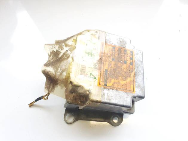 8917052040 Toyota Yaris 2003 Komputer SRS airbag – moduł sterujący poduszek powietrznych - Thumbnail 2