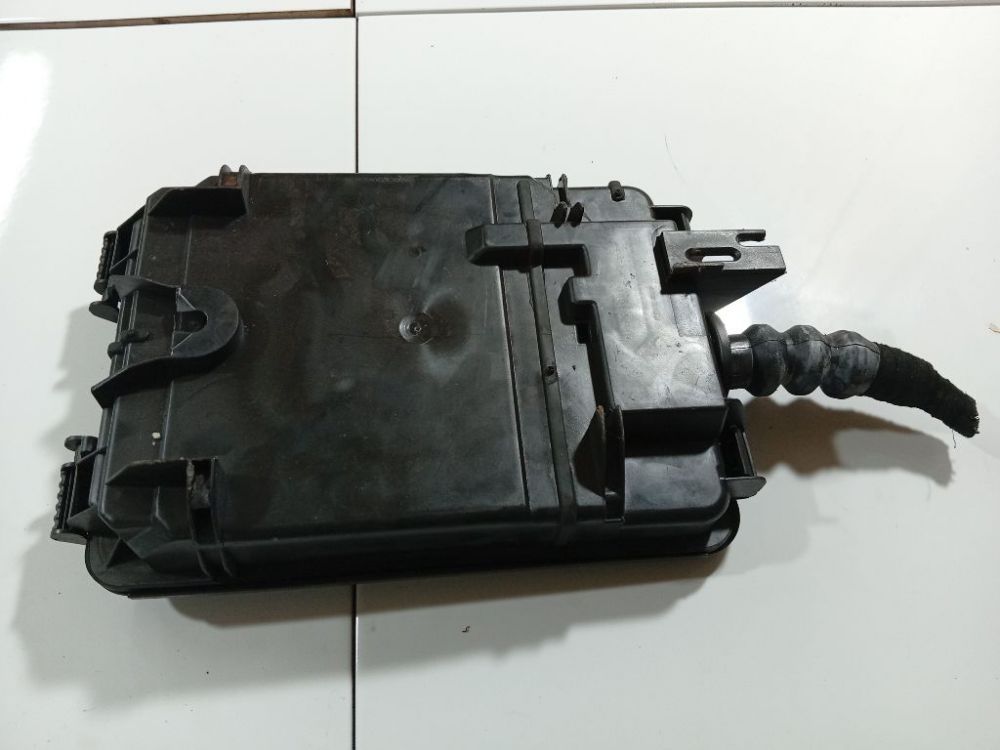 8D0927613 Audi A6 2003 Fuse box - Thumbnail 2