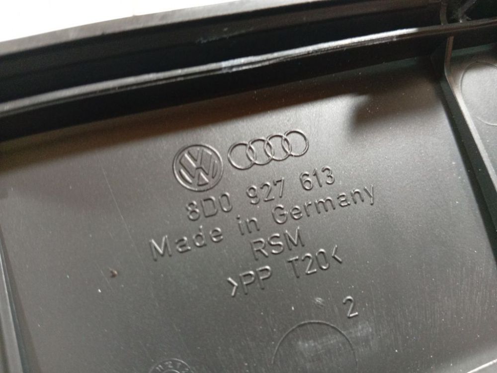 8D0927613 Audi A6 2003 Fuse box - Thumbnail 4