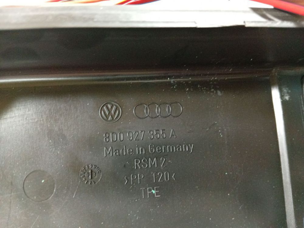 8D0927613 Audi A6 2003 Fuse box - Thumbnail 5