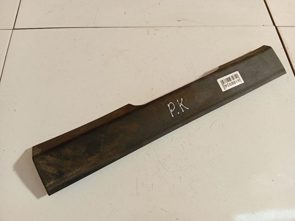 G06M21U13201A Ford Mondeo 2010 Interior trim