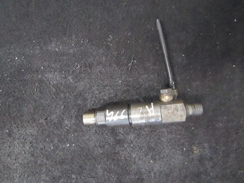 KBE58S44 Fuel Injector Renault Trafic 1997 2.5L EIS00278414 Used