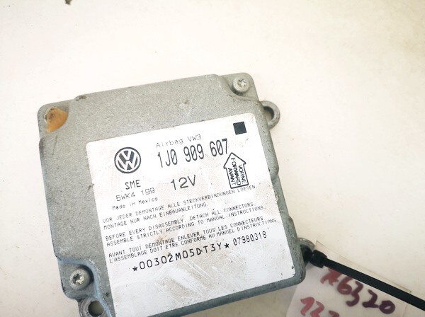 1J0909607 Volkswagen Passat 1998 Airbag crash sensors module - Thumbnail 2