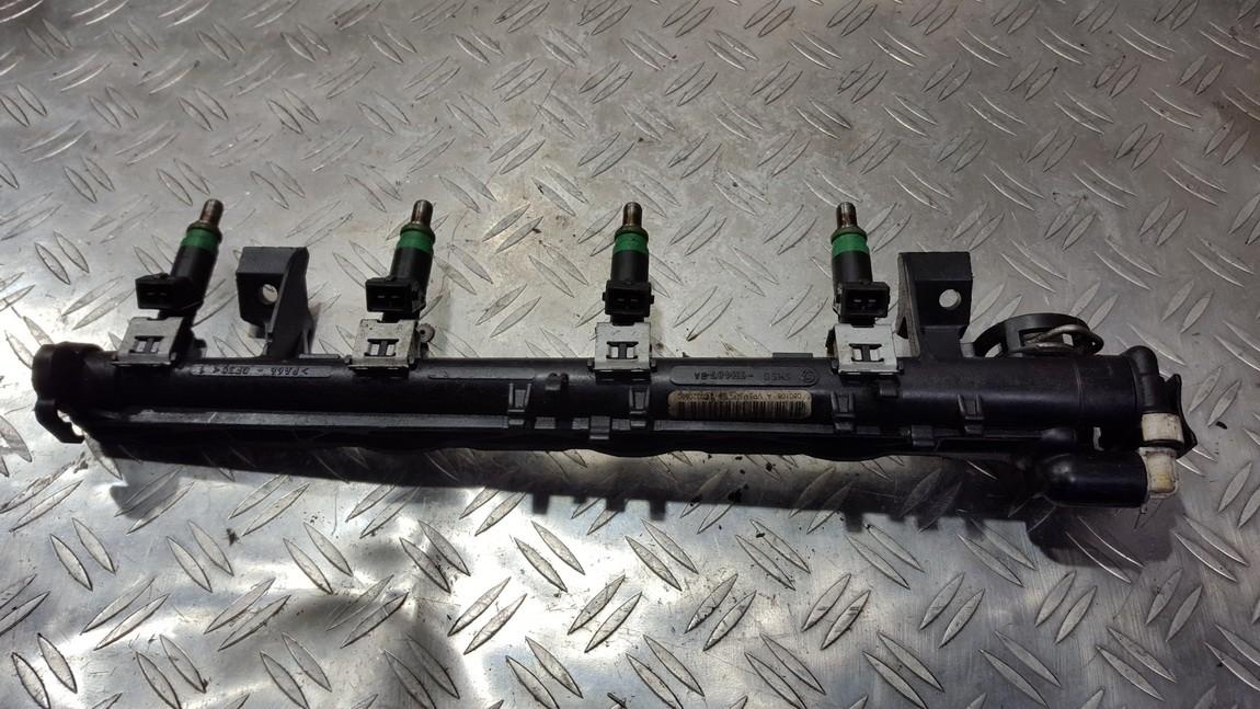 5M5G9H487BA Fuel injector rail (injectors)(Fuel distributor) Ford Focus