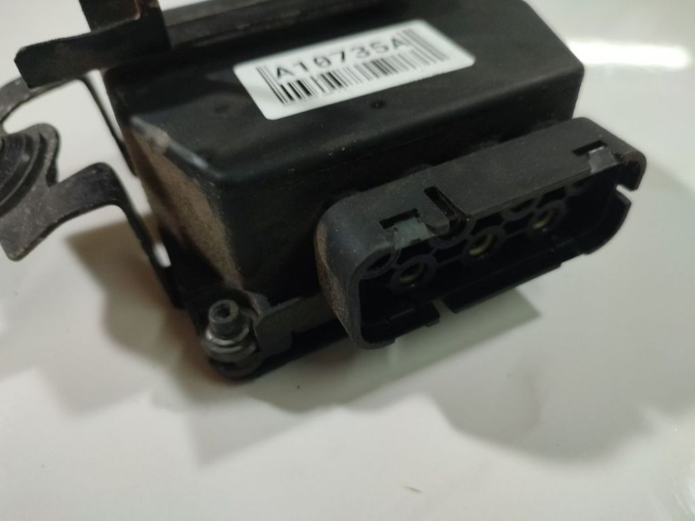1K0906279B Seat Toledo 2005 Electrical selenoid (Electromagnetic solenoid) - Thumbnail 2