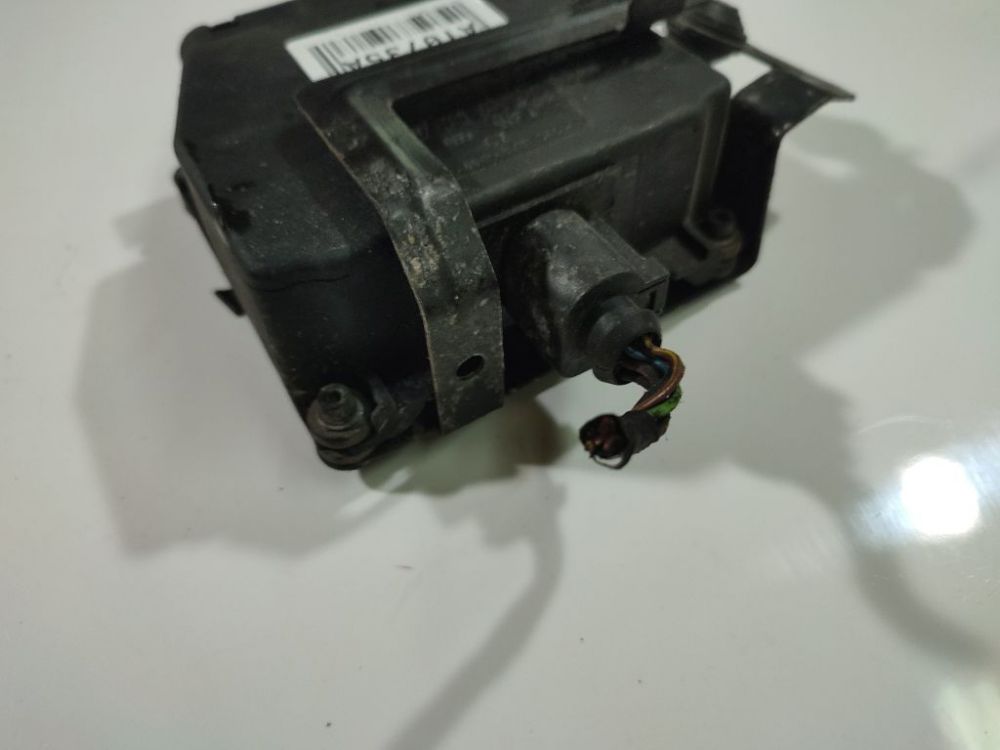 1K0906279B Seat Toledo 2005 Electrical selenoid (Electromagnetic solenoid) - Thumbnail 3