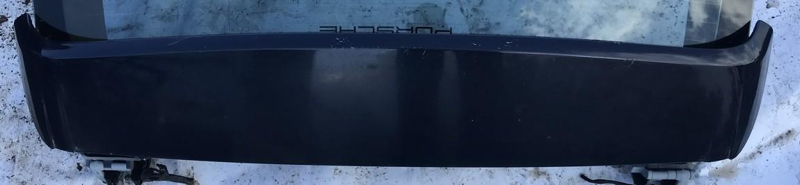 Porsche Cayenne 2003 Spoiler tylnej klapy z światłem stop - TYLNE (pokrywy)