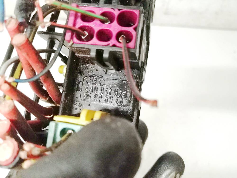 4A0941822 Audi 100 1994 CAJA RELES -  FUSIBLES - Thumbnail 3