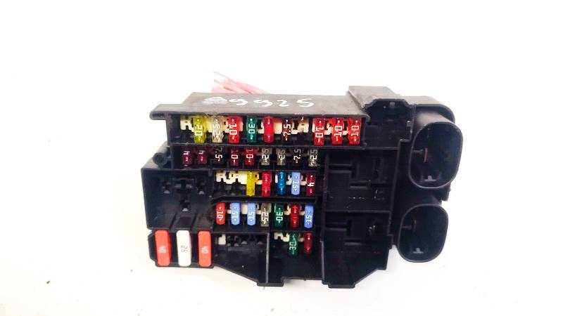 18013301C Renault Megane 2010 Drošinātāju kārba