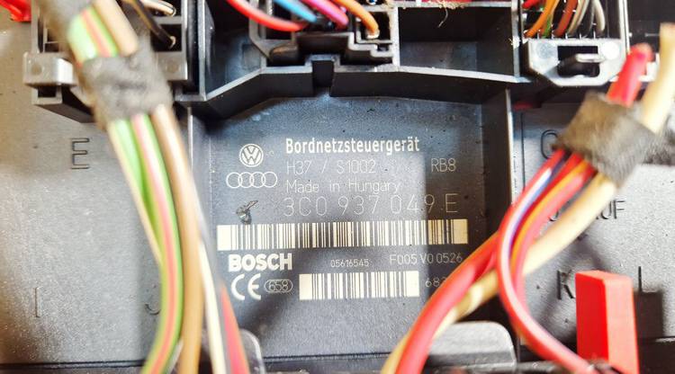 3C0937049E Volkswagen Golf Plus 2006 Fuse box - Thumbnail 3