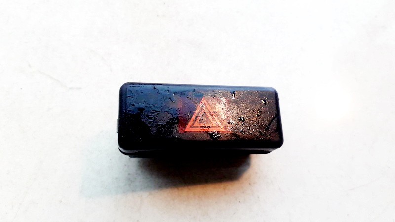 8350947 BMW 5-Series 2002 Schalter Mittelkonsole Warnblink Warnblinkschalter Rot