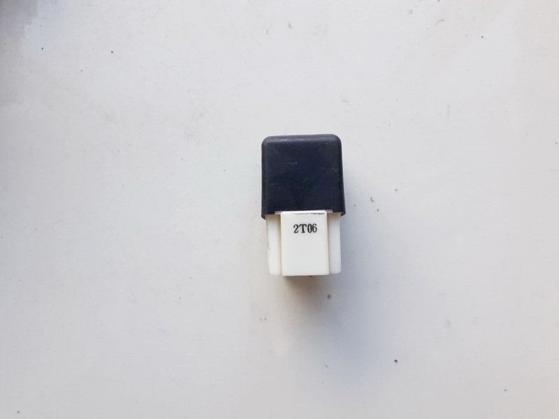 Mitsubishi Algemeen DIVERS RELAIS 1997  156700-0110/MB629080