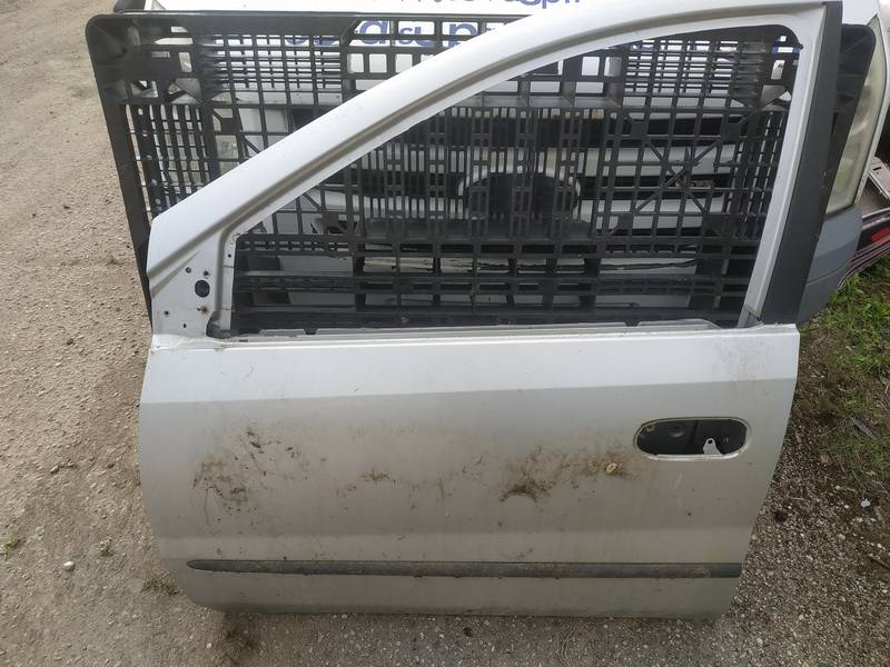 PILKOS Nissan Almera Tino 2002 porte avant gauche