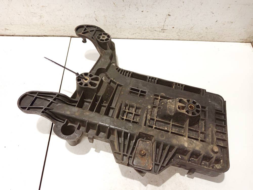 1K0915333C Seat Toledo 2005 Pokrywa baterii - akumulatora