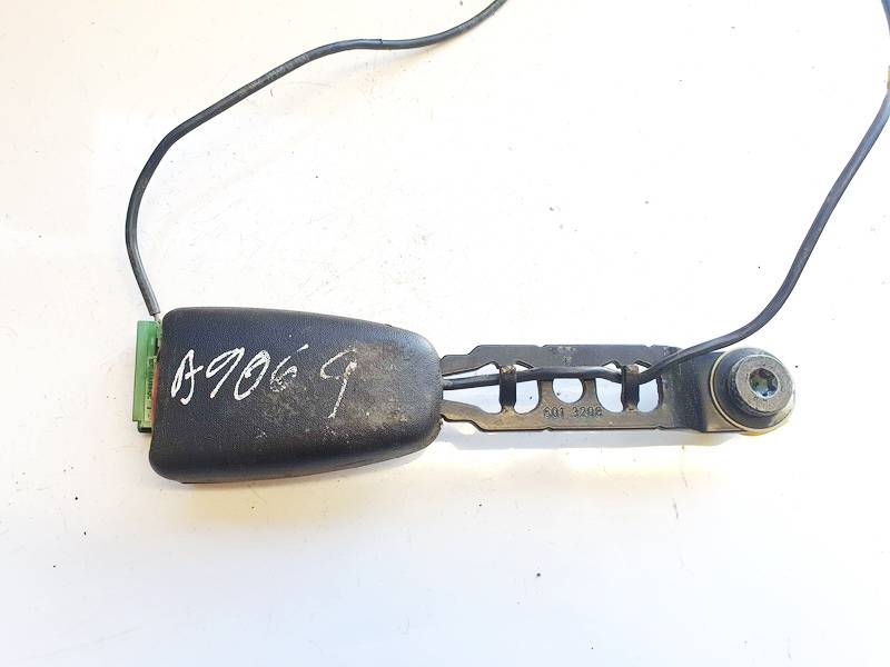 6013208 Volvo S80 1999 Seat belt holder (Seat belt Buckle) - FRONT RIGHT