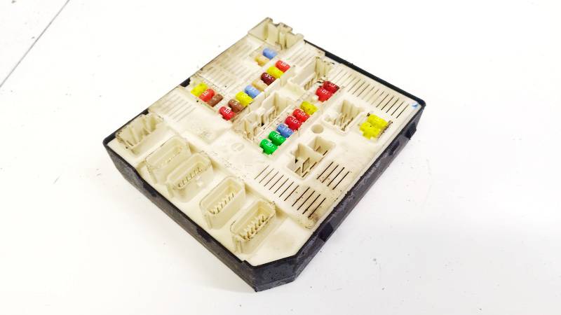 284B60008RE Renault Megane 2010 Drošinātāju kārba