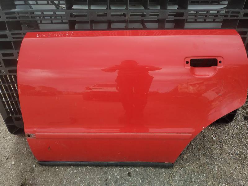 RAUDONOS Audi A4 1997 Doors - REAR LEFT