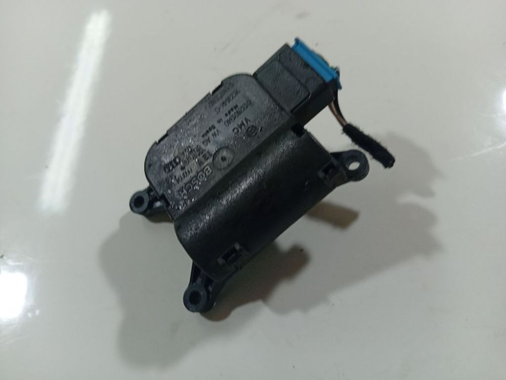 0132801340 Audi A3 2003 Heater Vent Flap Control Actuator Motor