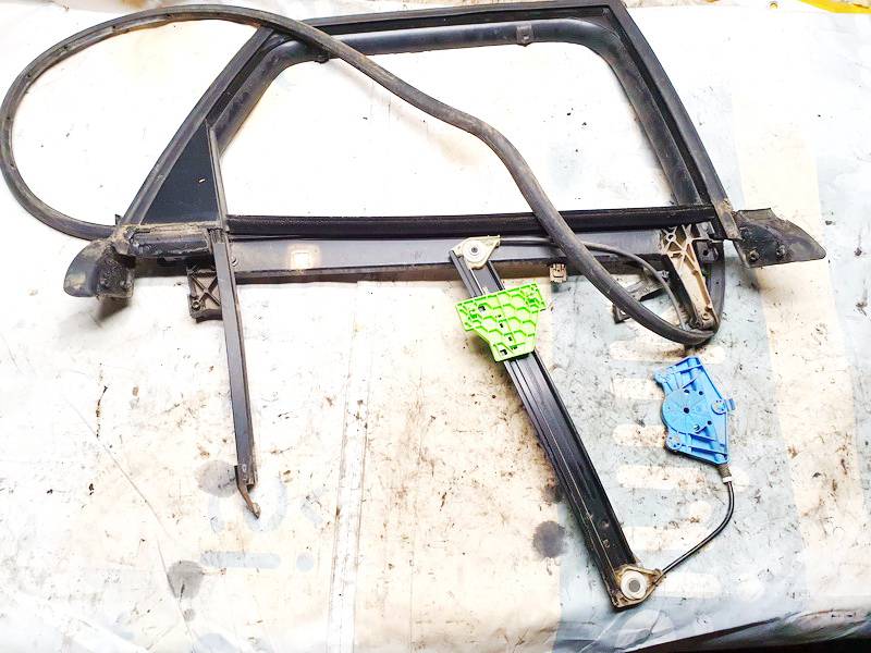 8E0867416 Audi A4 2002 Ościeżnica drzwi - TYLNE PRAWE