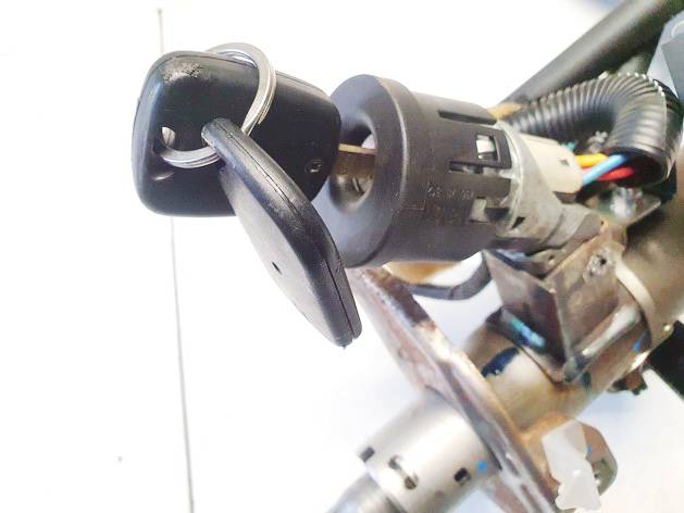 73678312 Toyota Aygo 2007 Uzvedimo spyna - Thumbnail 2