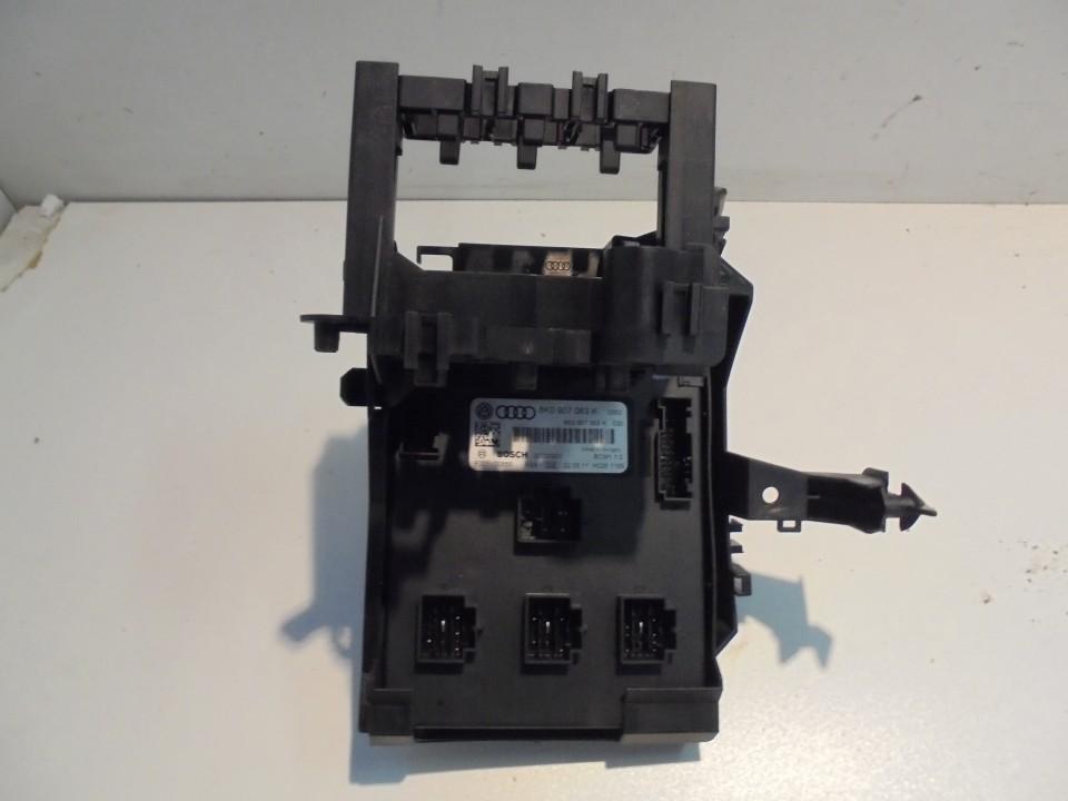 8K0907063K Audi A5 2011 Komforto blokas