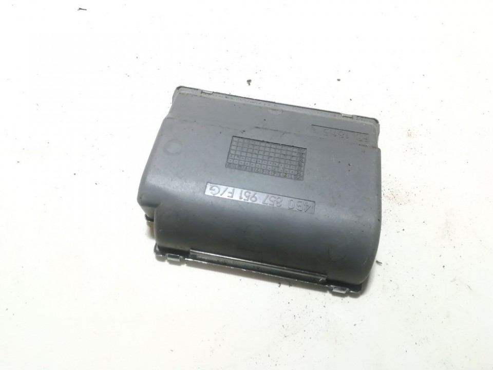 4B0857951F Audi A6 2001 Tuhkakuppi - Thumbnail 2