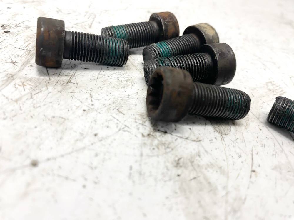 Audi A3 2003 Śruba koła zamachowego - Thumbnail 2