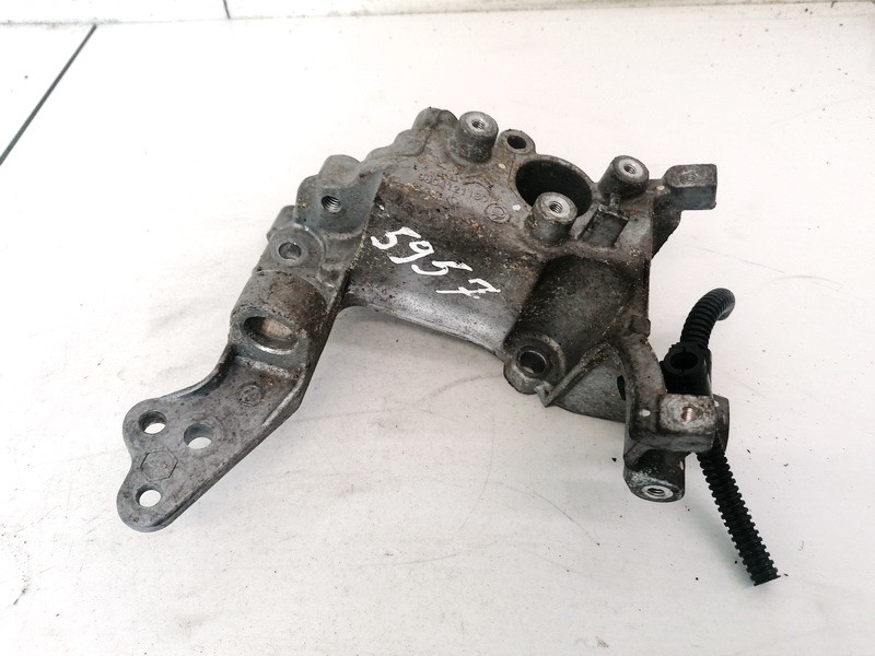 9804121180 Opel Combo 2019 Engine Mount Bracket and Gearbox Mount Bracket