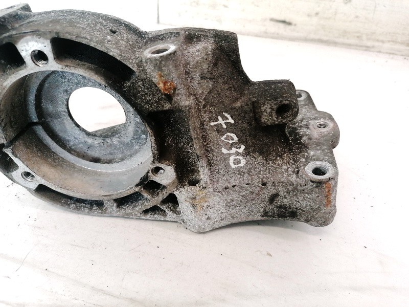 Chrysler PT Cruiser 2006 Variklio kronsteinas ir Greiciu dezes kronsteinas - Thumbnail 2