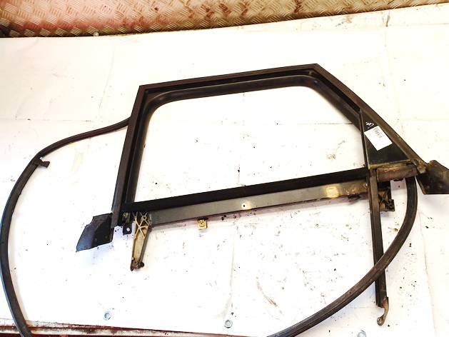 Audi A4 2002 Ościeżnica drzwi - TYLNE LEWE