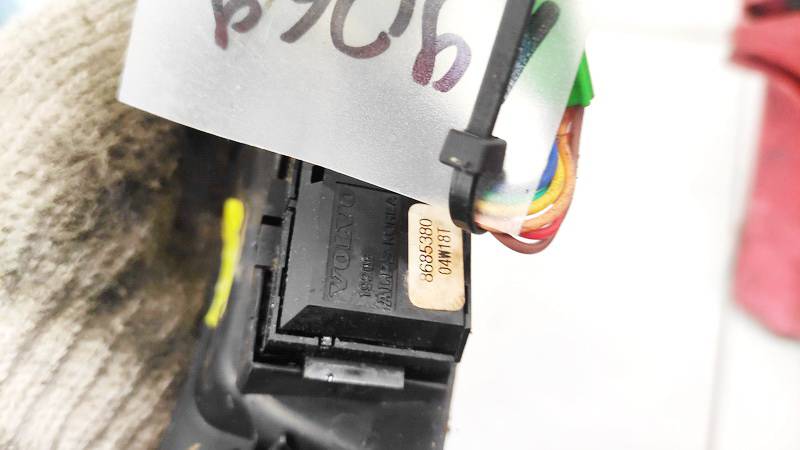 8685380 Volvo V50 2005 Traction control switch button (ASR Switch Anti-slip regulation) - Thumbnail 3