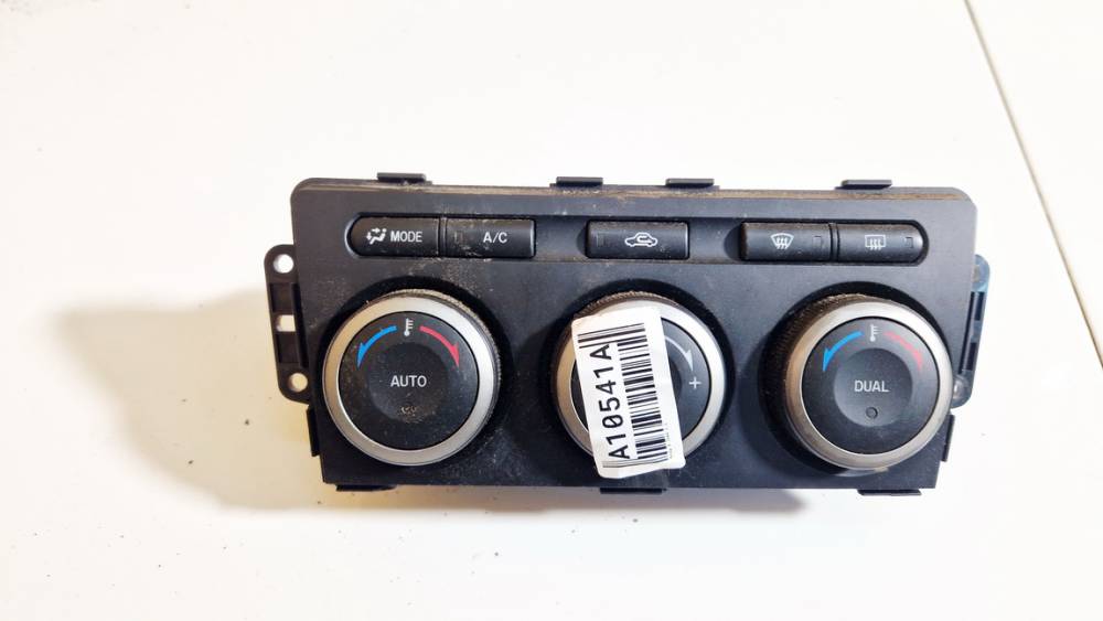 GAM761190B Mazda 6 2009 Climate Control Panel (heater control switches)