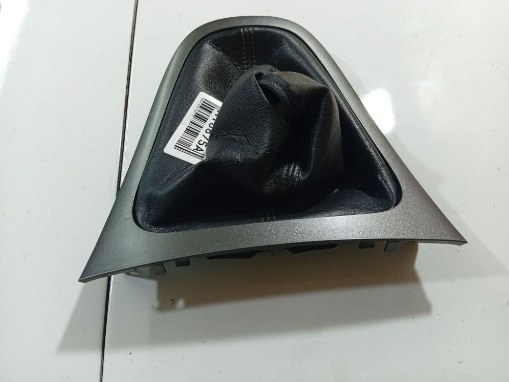 5884212140 Toyota Auris 2007 Pavaru svirties apdaila (apvalkalas) - Thumbnail 2